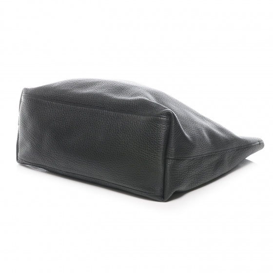 Vitello Daino Shoulder Bag Black