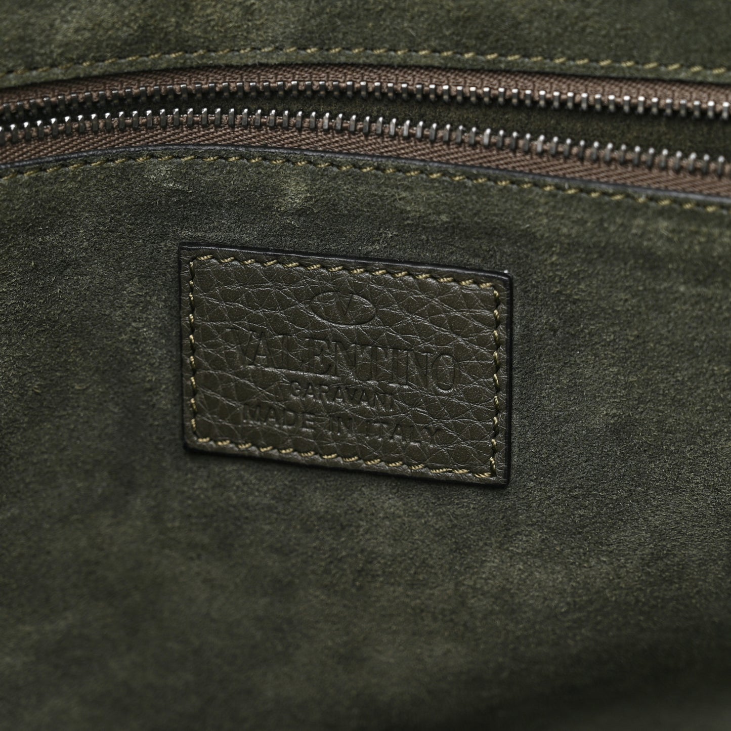 Pebbled Calfskin Rockstud Messenger Green
