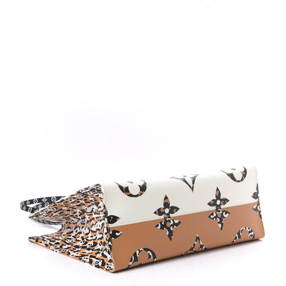 Louis Vuitton Monogram Giant Jungle Onthego GM Ivory 4 of 9