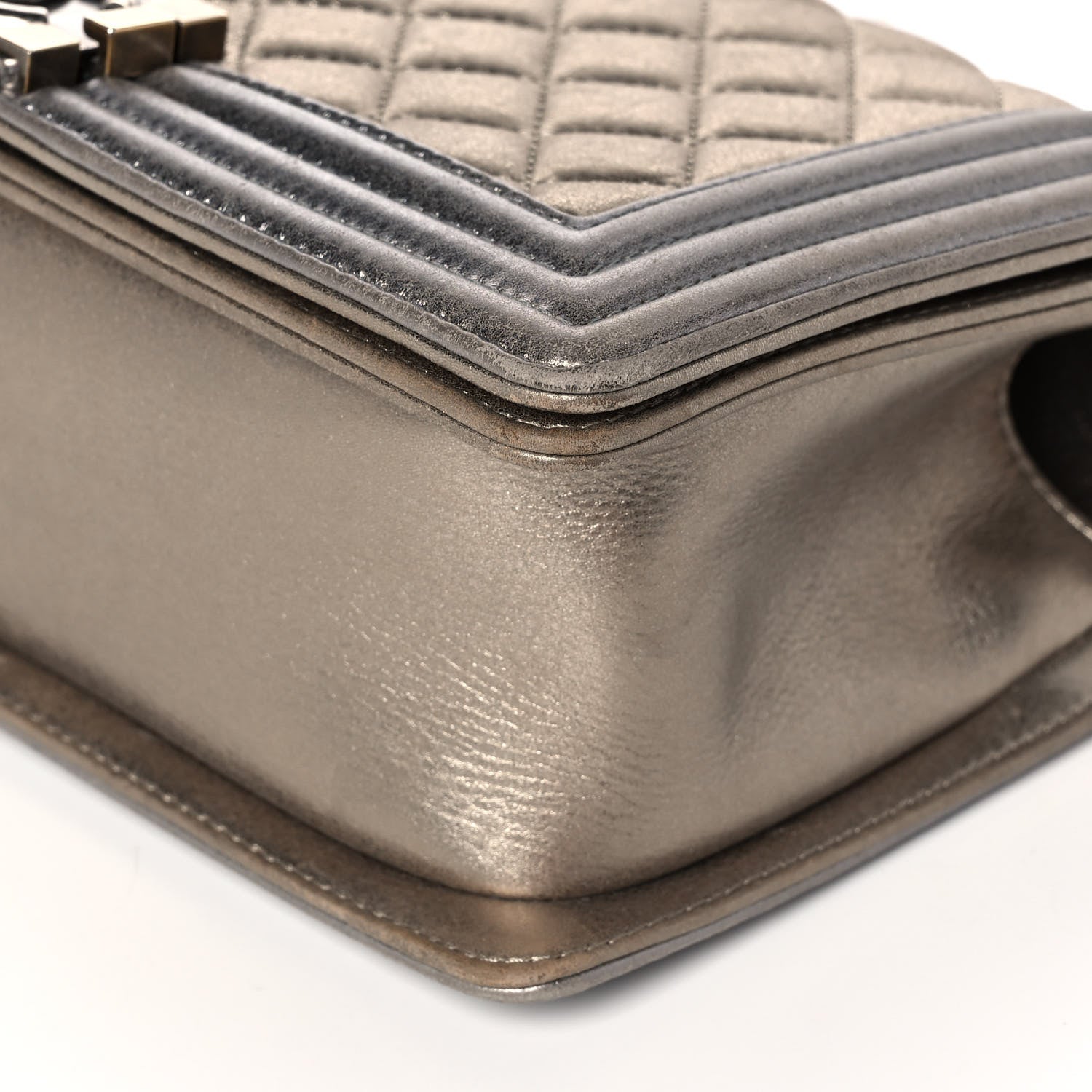 Chanel Metallic Calfskin Quilted Medium Boy Flap Khaki 18 of 26