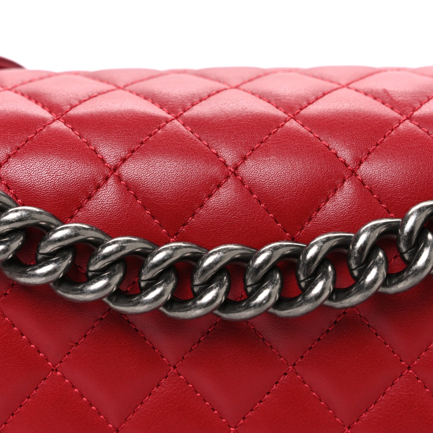 Lambskin Quilted New Medium Boy Flap Red