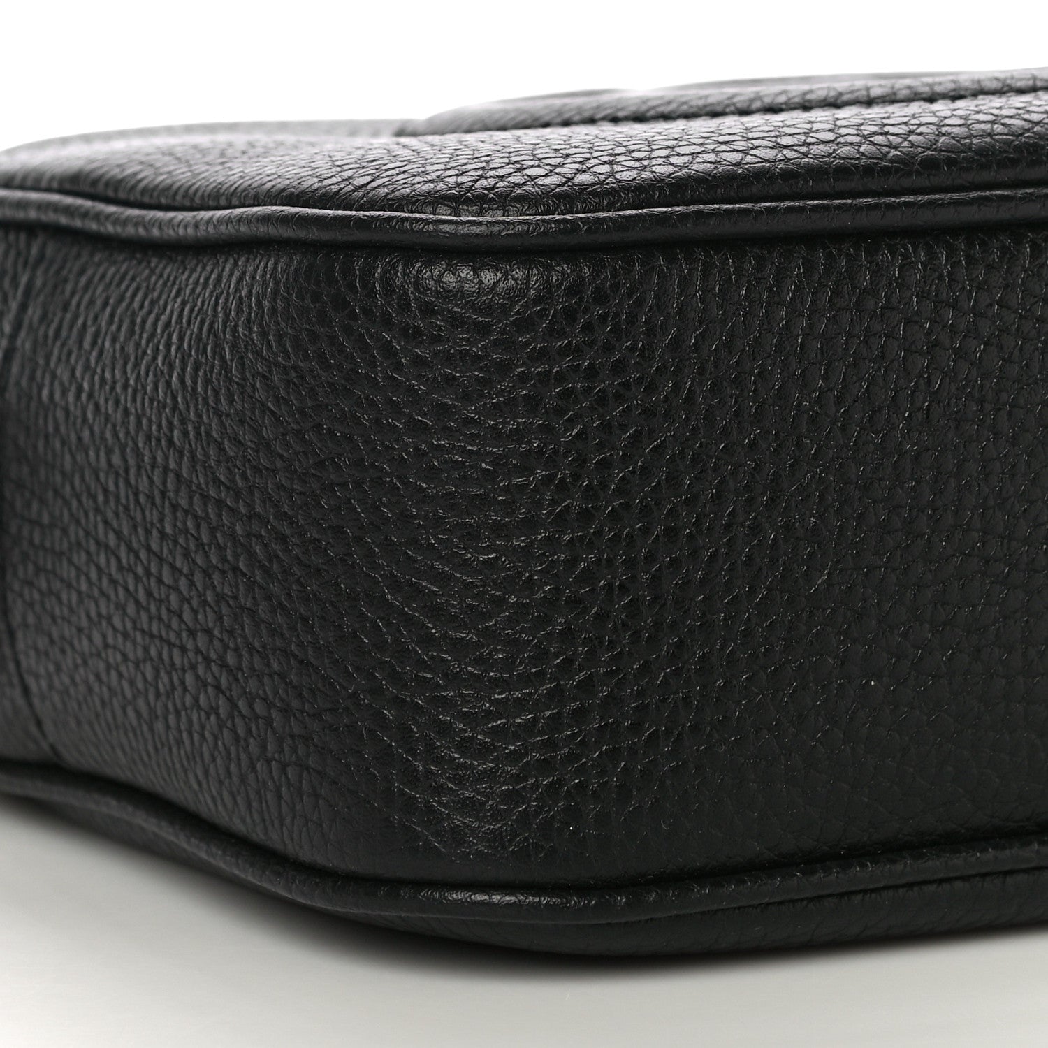 Gucci Pebbled Calfskin Small Soho Disco Bag Black 10 of 11