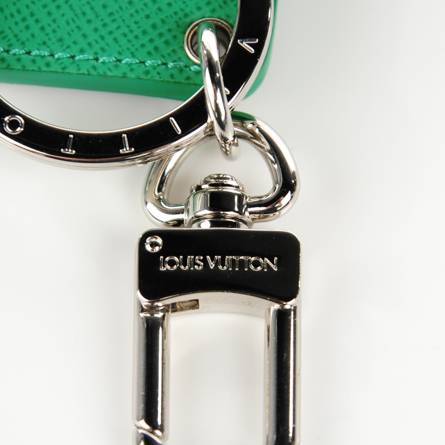 Damier Graphite Illustre V Key Holder Green