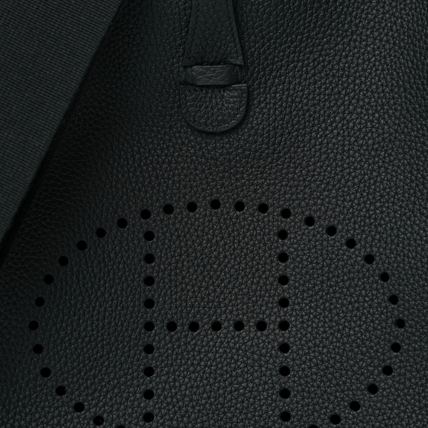 Taurillon Clemence Evelyne III PM Black