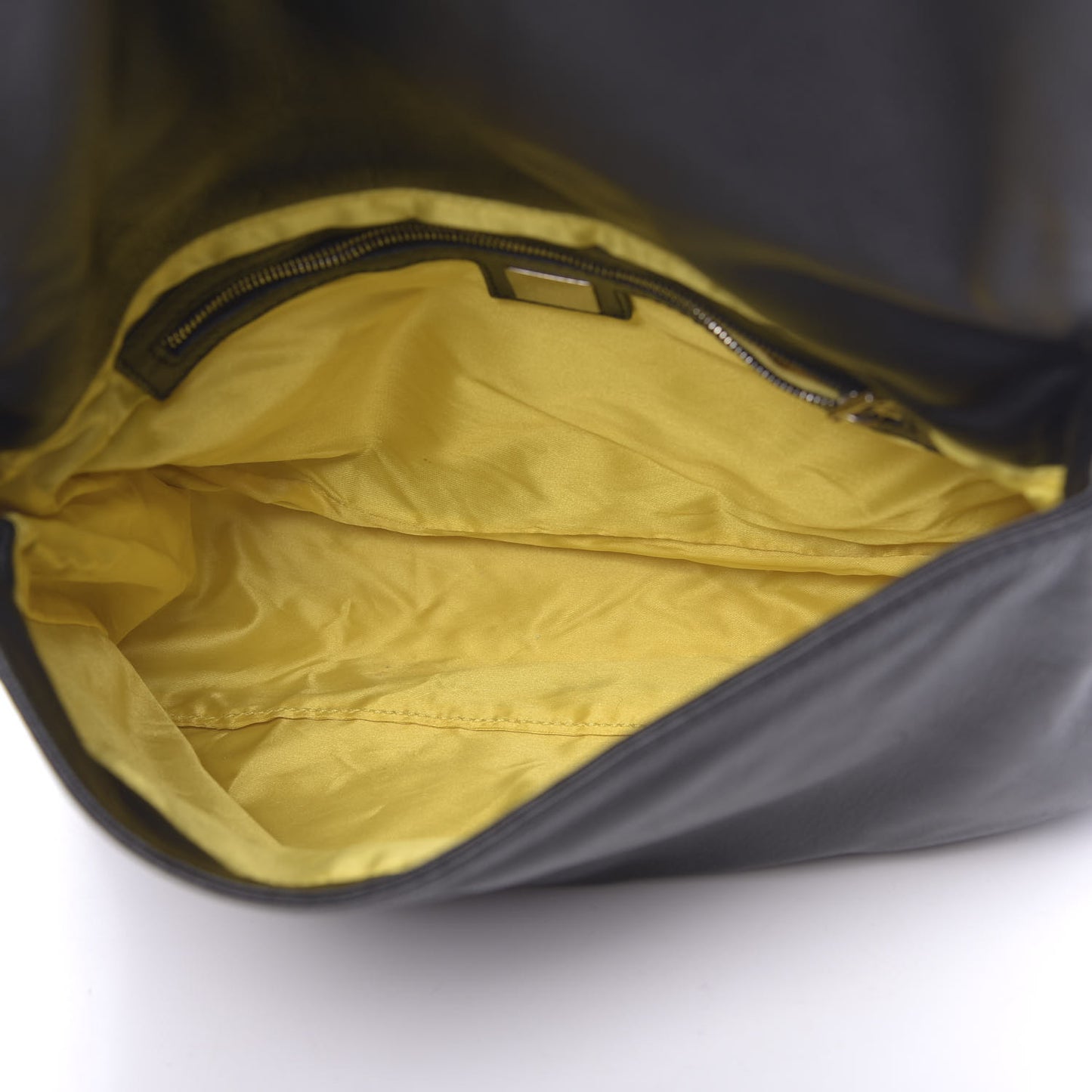 Calfskin Forever Mama Baguette Black