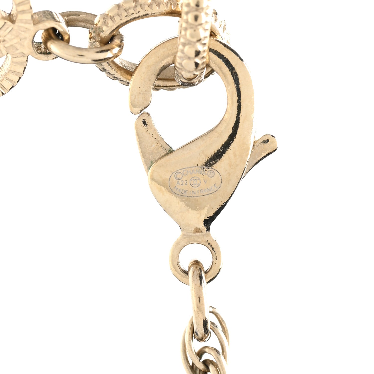 Chanel Pearl CC Round Pendant Necklace 4 of 5