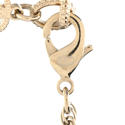 Chanel Pearl CC Round Pendant Necklace 4 of 5