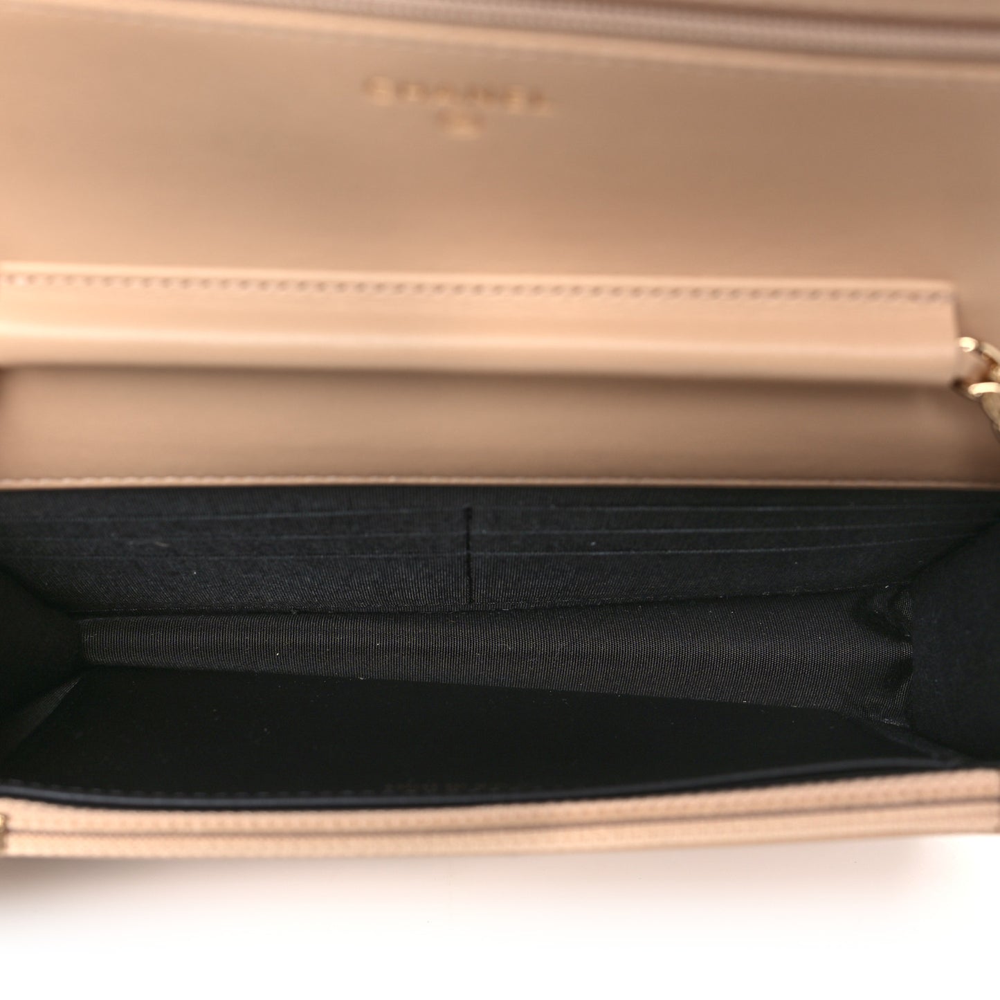 Caviar Quilted CC Filigree Wallet On Chain WOC Beige Black