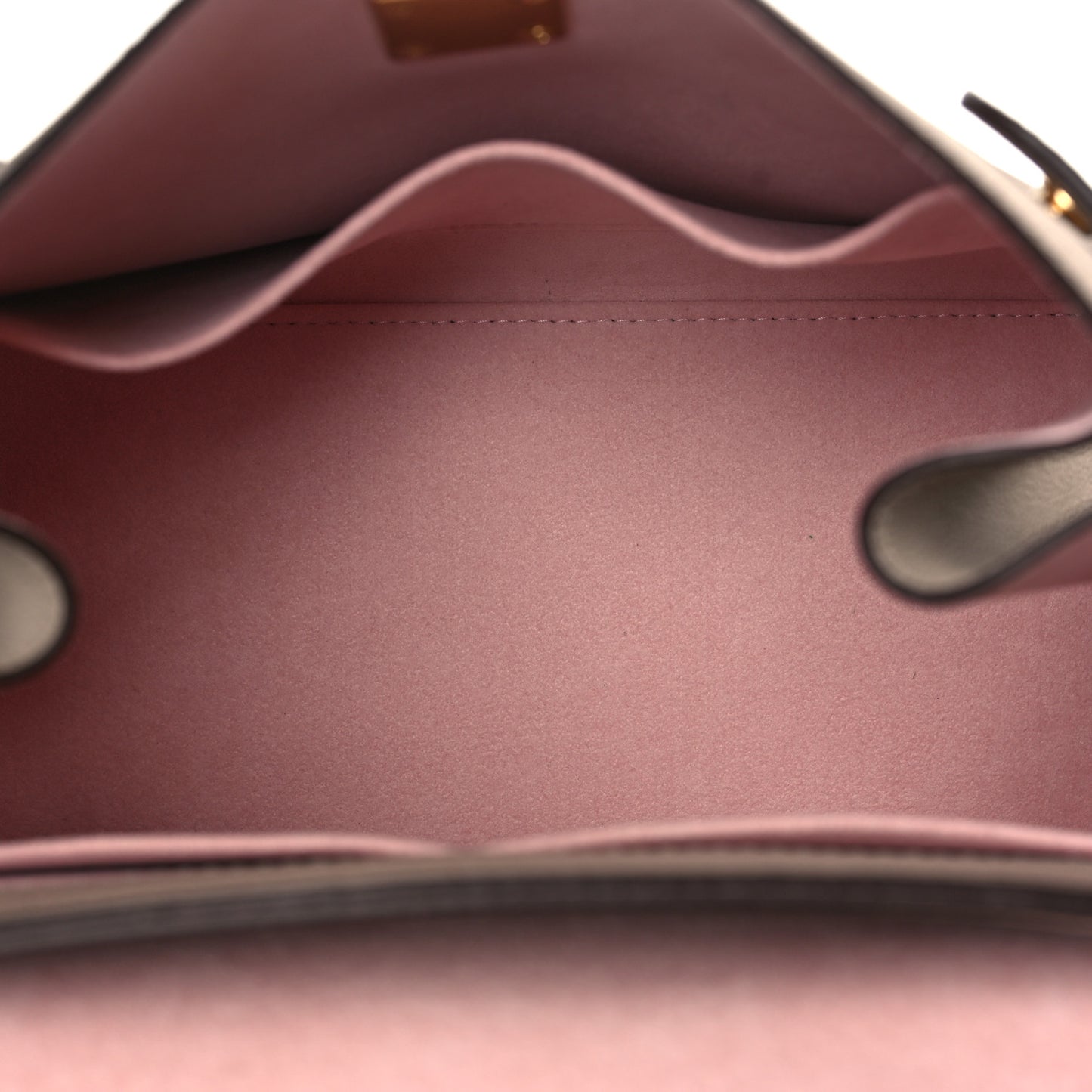 Soft Calfskin Lockme Ever MM Greige