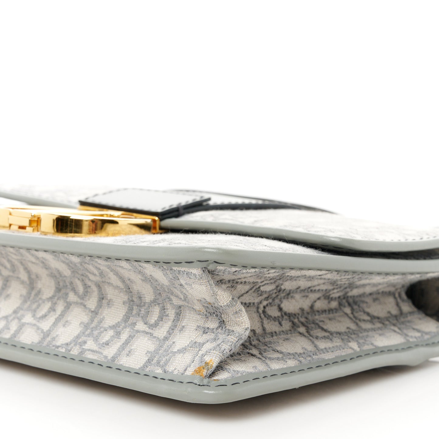 Oblique 30 Montaigne Flap Bag Grey