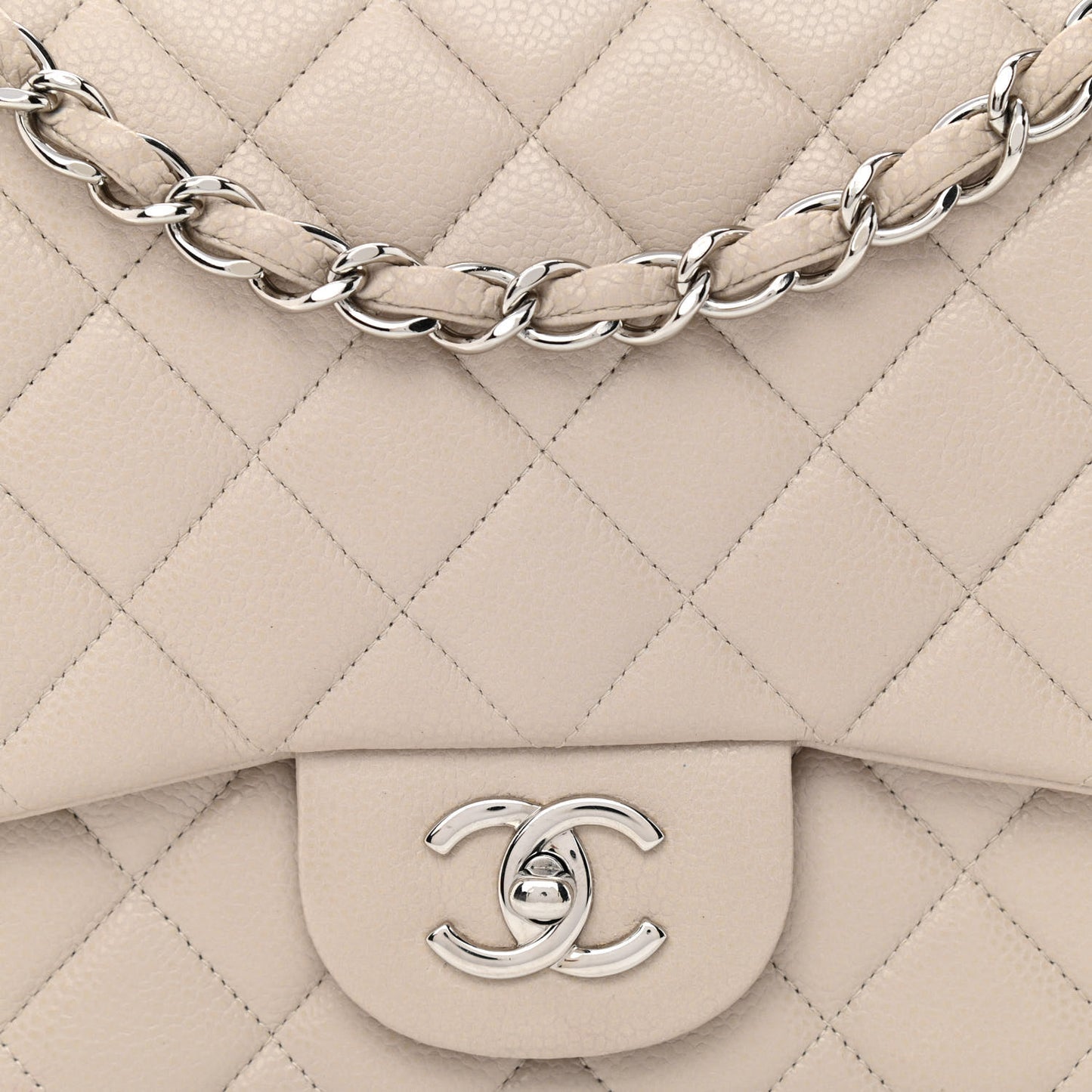 Caviar Quilted Jumbo Single Flap Ecru
