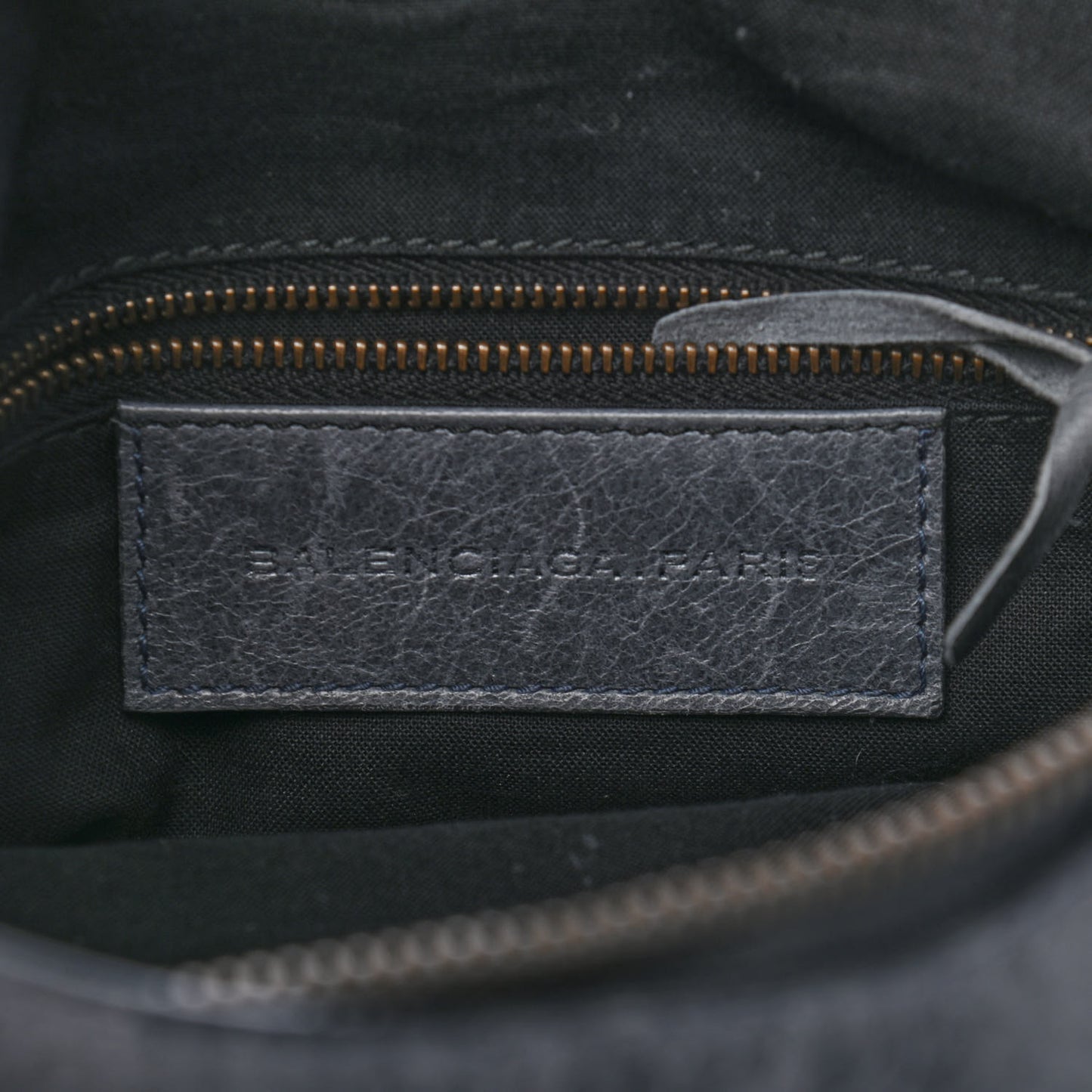 Chevre Classic Hardware First Anthracite
