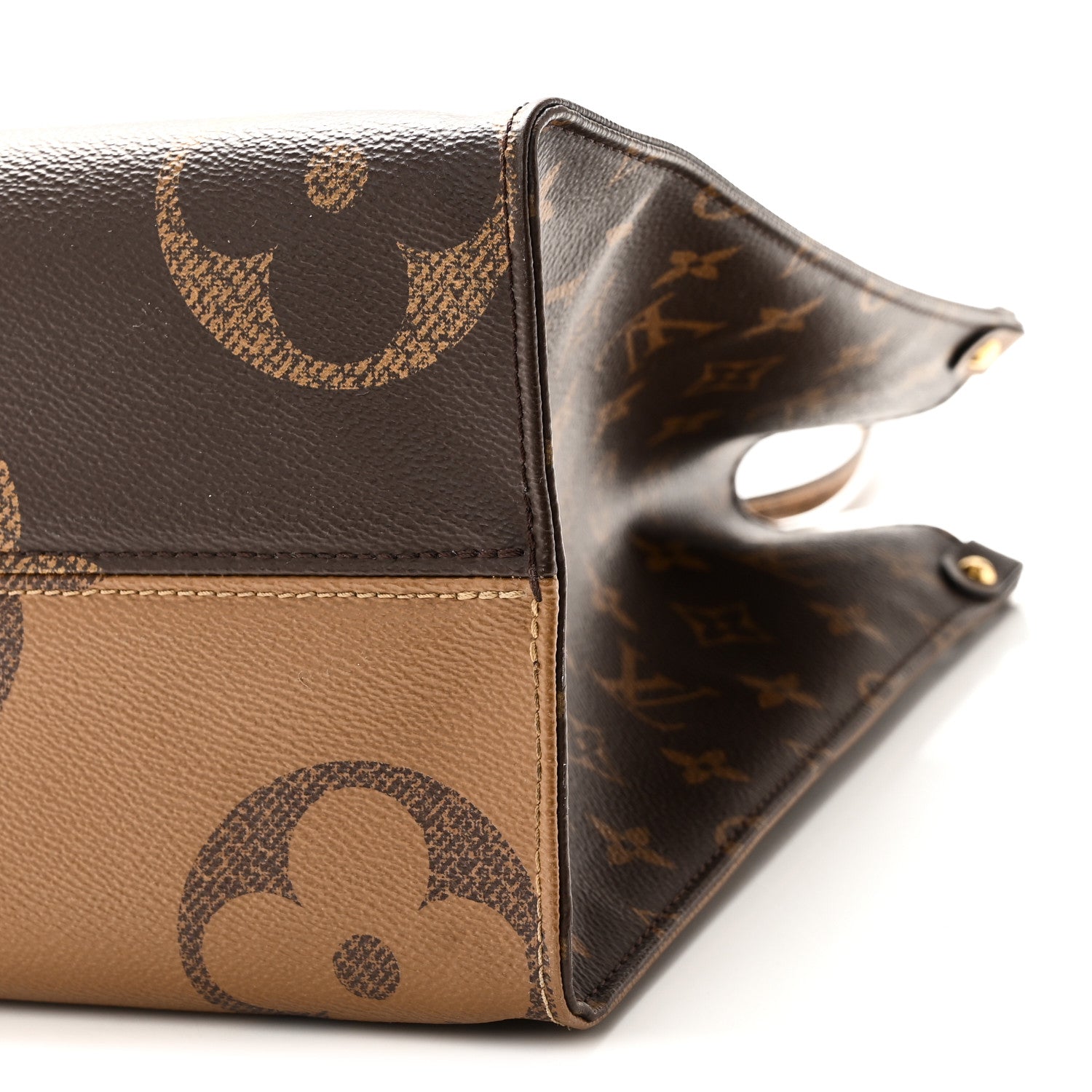 Louis Vuitton Reverse Monogram Giant Onthego MM 9 of 10