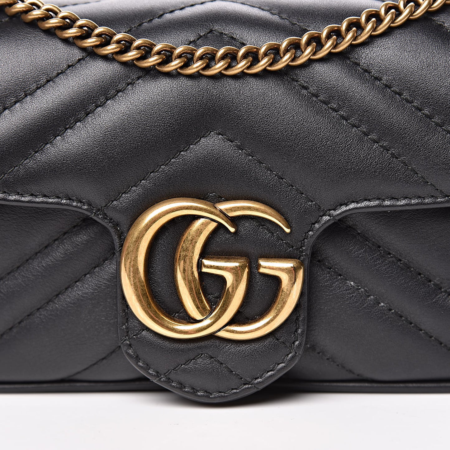 Calfskin Matelasse Super Mini GG Marmont Shoulder Bag Black