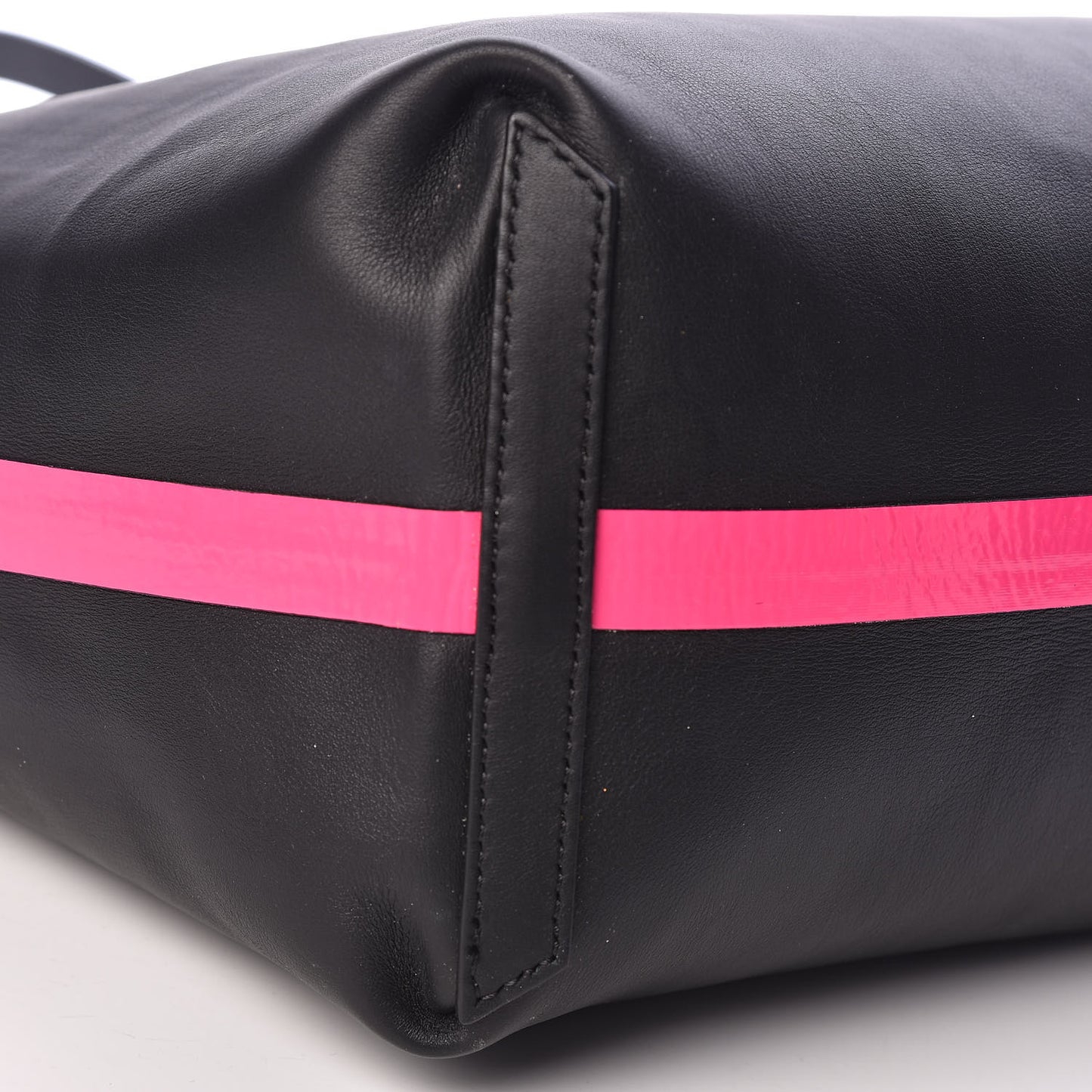 Canvas Mega Check The Giant Reversible Tote Black Neon Pink