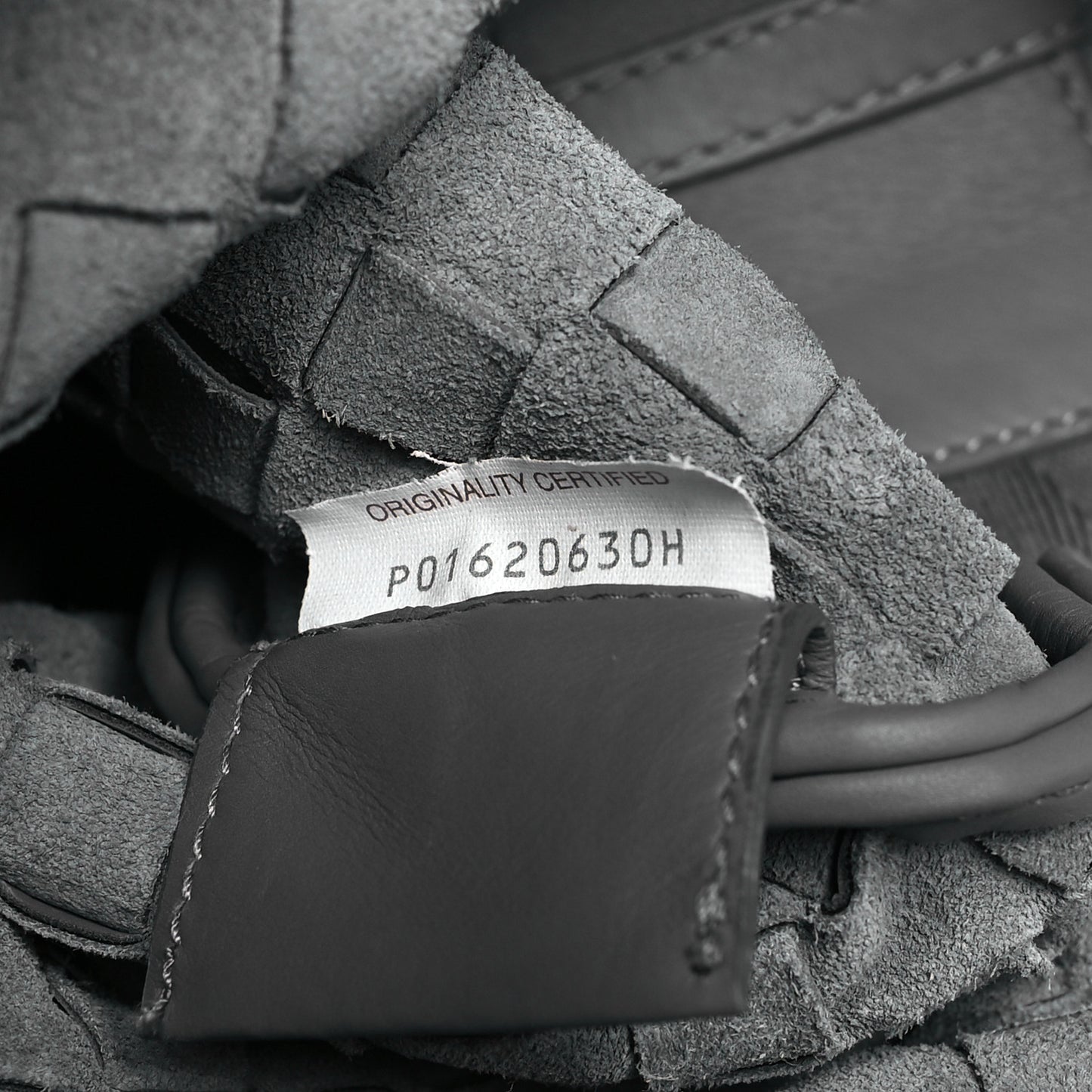 Nappa Intrecciato Large Fold Crossbody Messenger Thunder