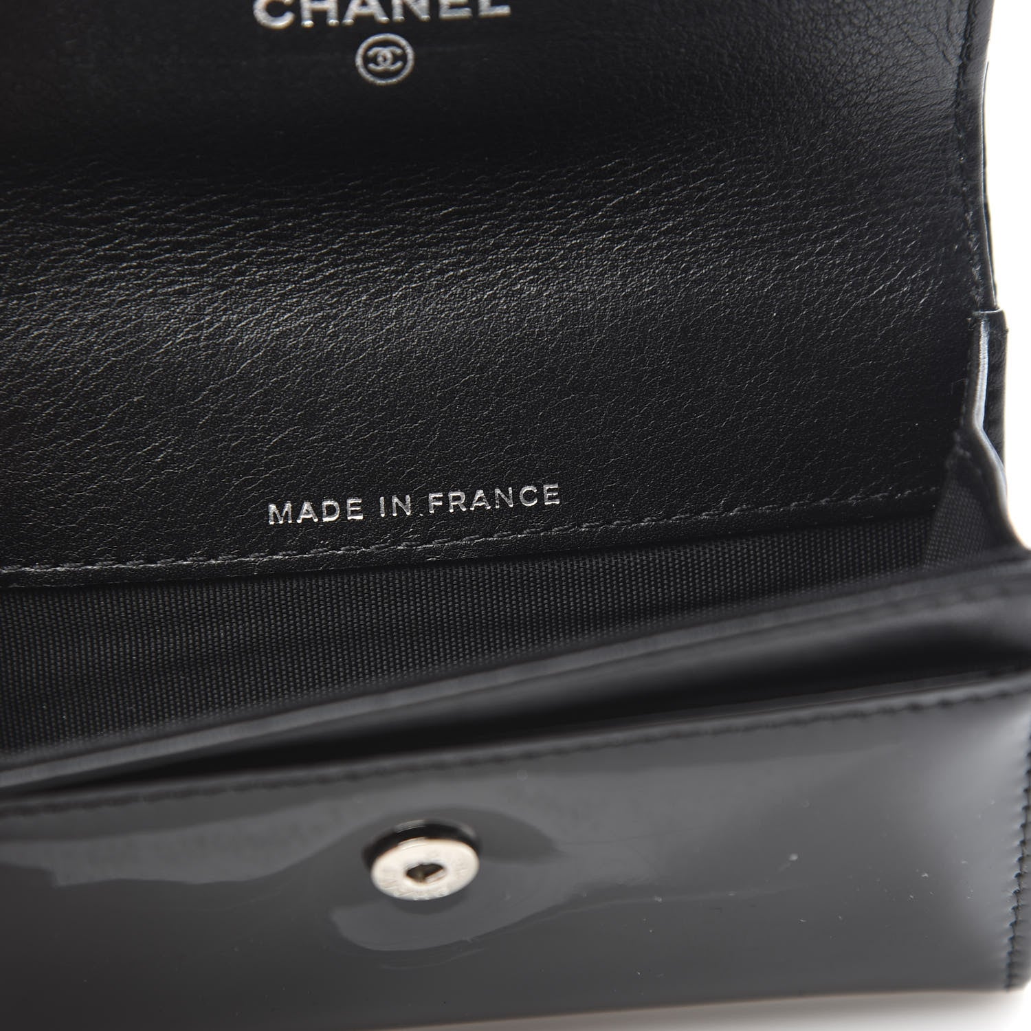 Chanel Patent CC Card Holder Black White 7 of 8