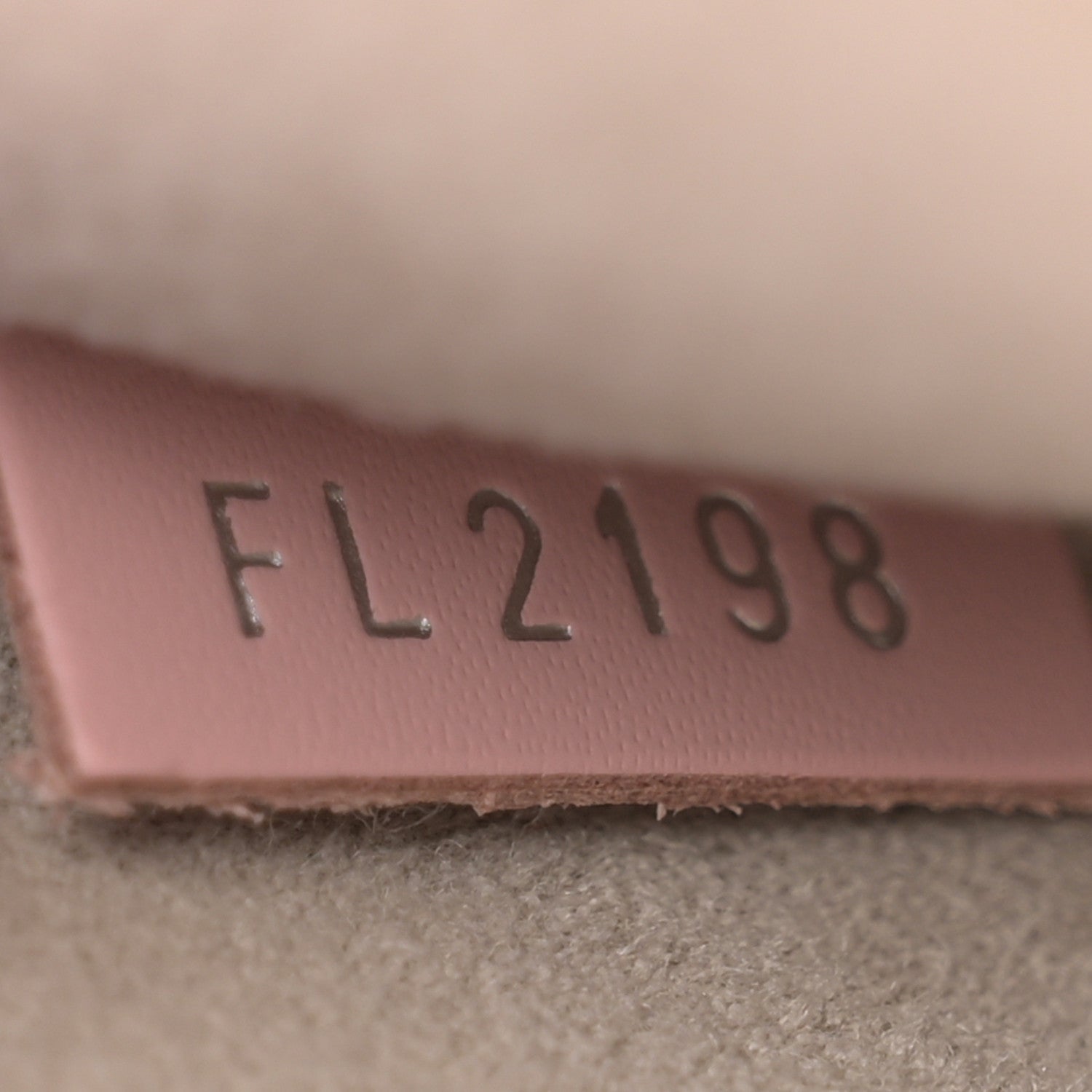 Louis Vuitton Epi Twist Shoulder Bag MM Rose Ballerine 8 of 15