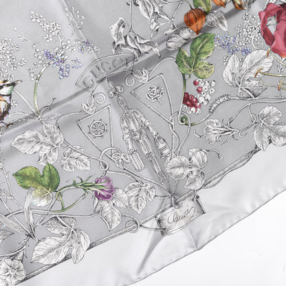Gucci Silk Twill Wondergardenia Square Scarf Zinc Beige 2 of 4