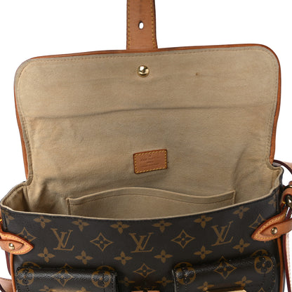 Louis Vuitton Monogram Hudson PM 11 of 39