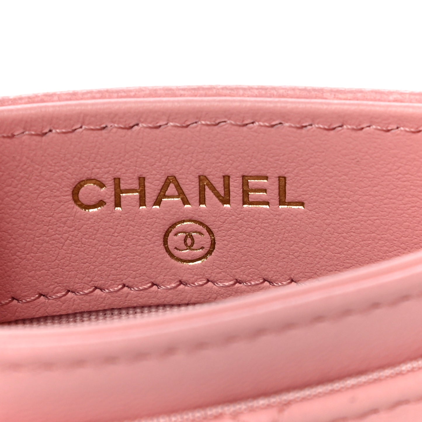 Lambskin Quilted Chanel 19 Card Holder Light Pink