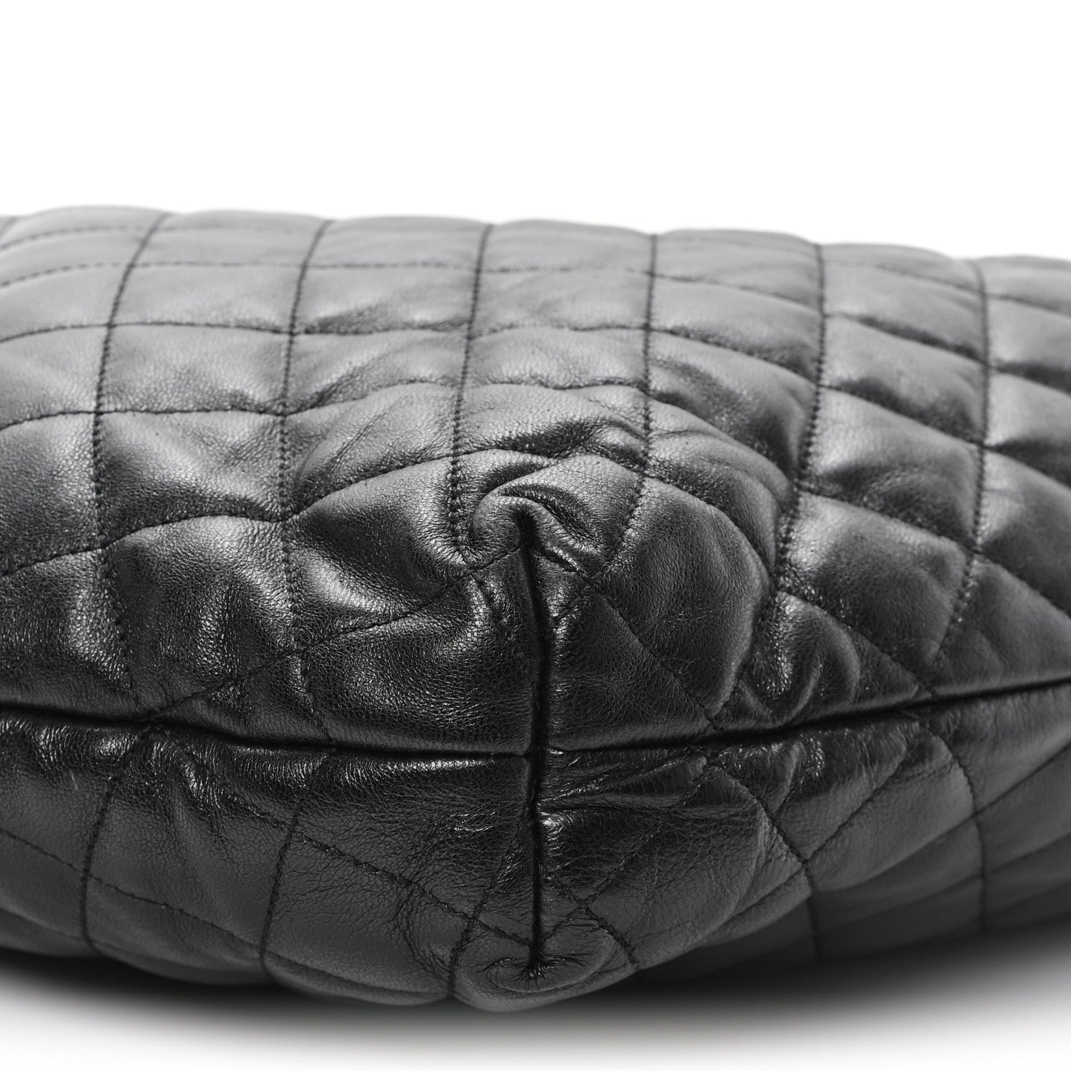 Saint Laurent Lambskin Quilted Maxi Icare Shopping Tote Black 9 of 10