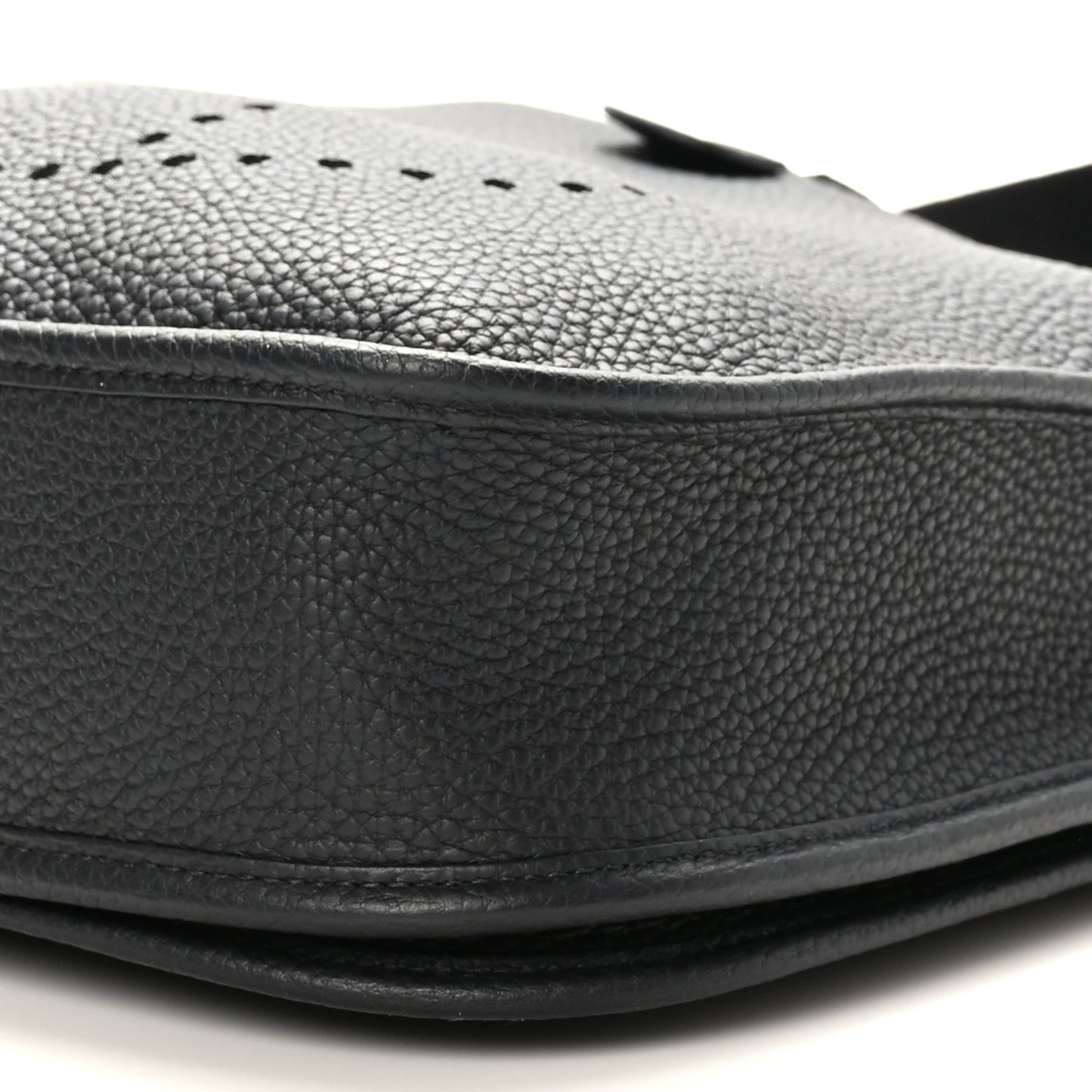 Taurillon Clemence Evelyne III PM Black