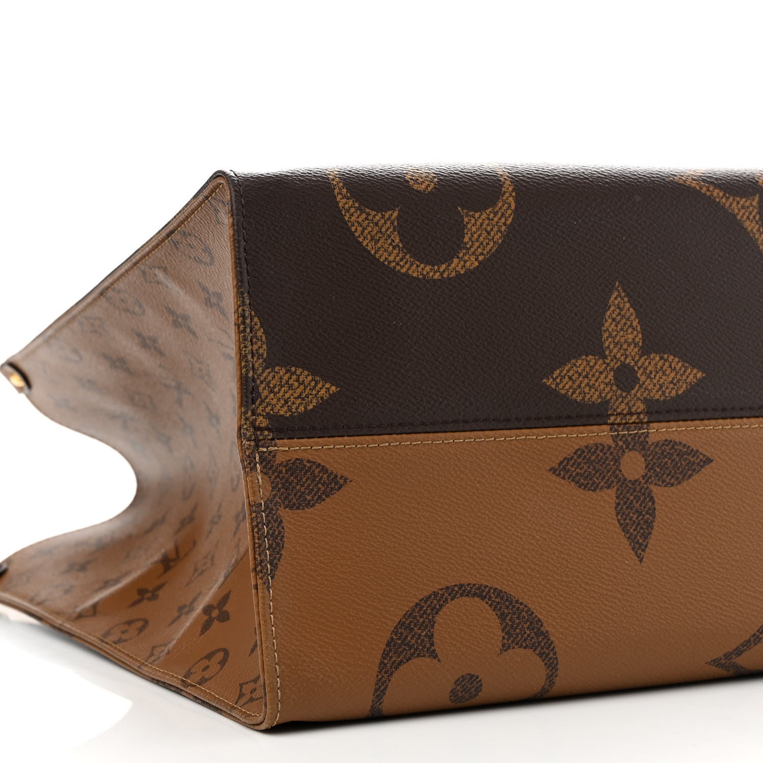 Louis Vuitton Reverse Monogram Giant Onthego GM 9 of 13