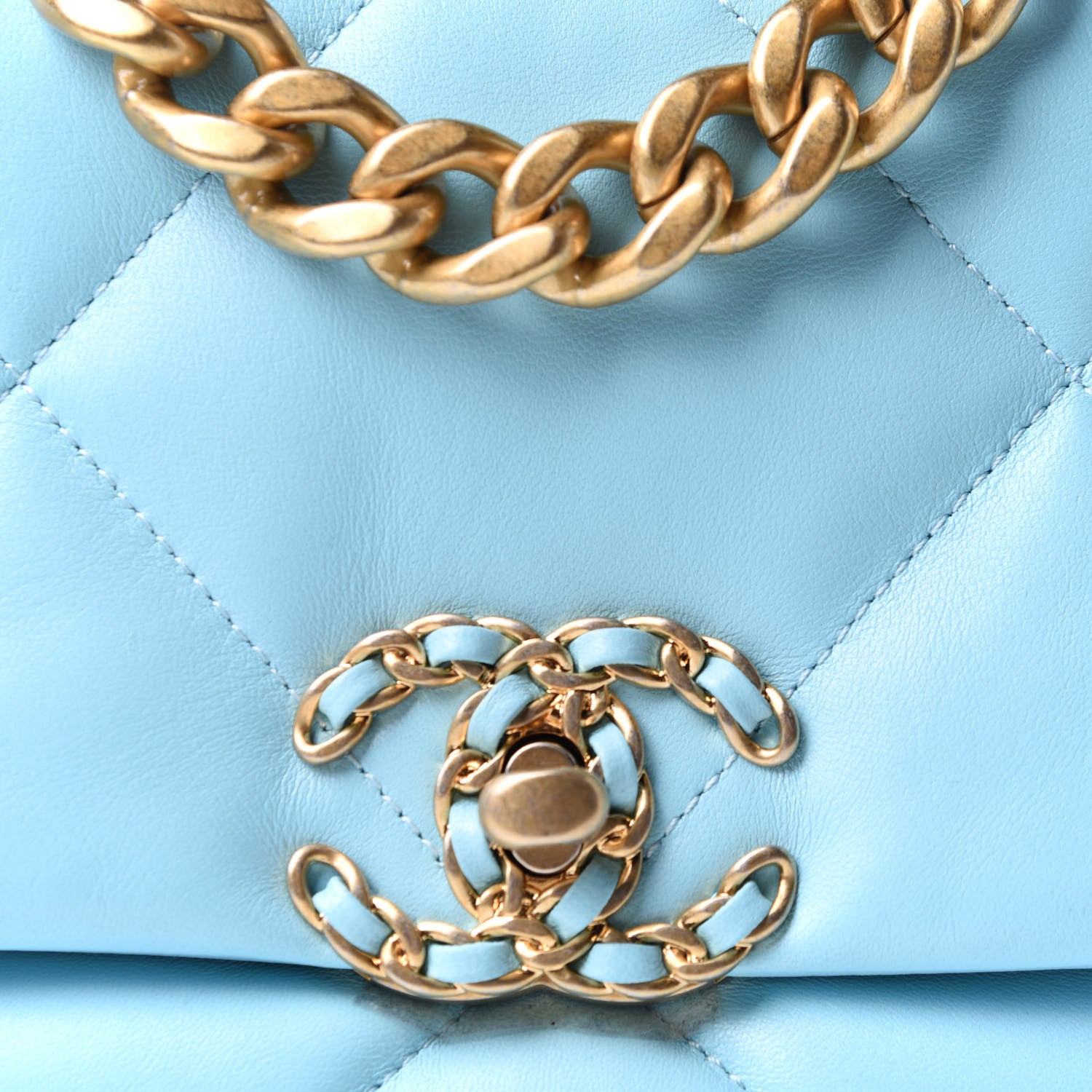 Chanel Shiny Lambskin Quilted Medium Chanel 19 Flap Light Blue 9 of 11