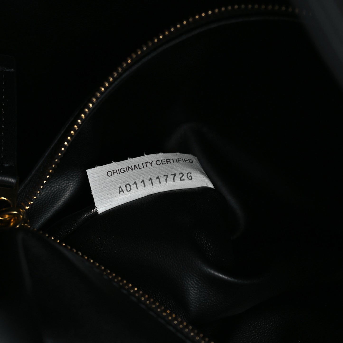 Silky Calfskin Large Hop Black