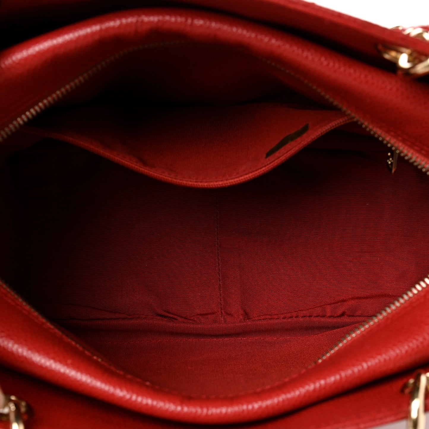Caviar Quilted Petit Timeless Shopping Tote PTT Red