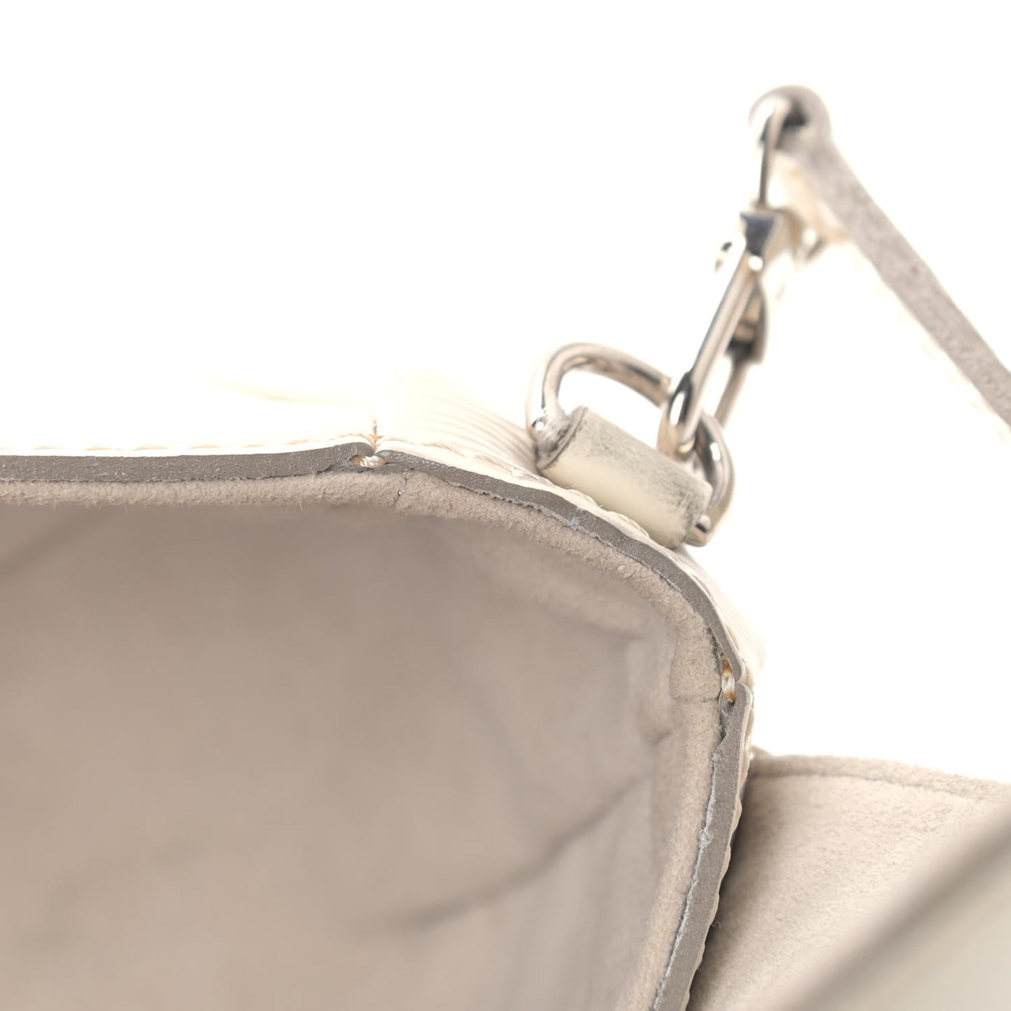 Epi Montaigne Clutch Ivory