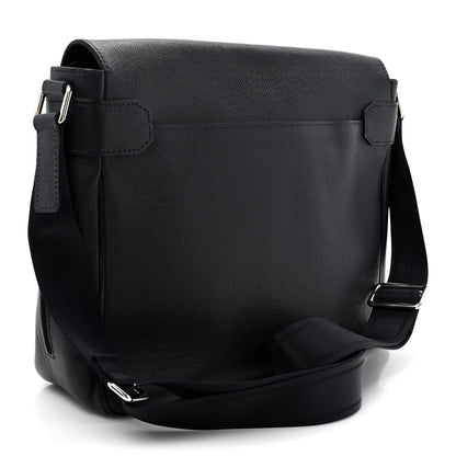 Louis Vuitton Taiga Roman MM Messenger Black 2 of 14