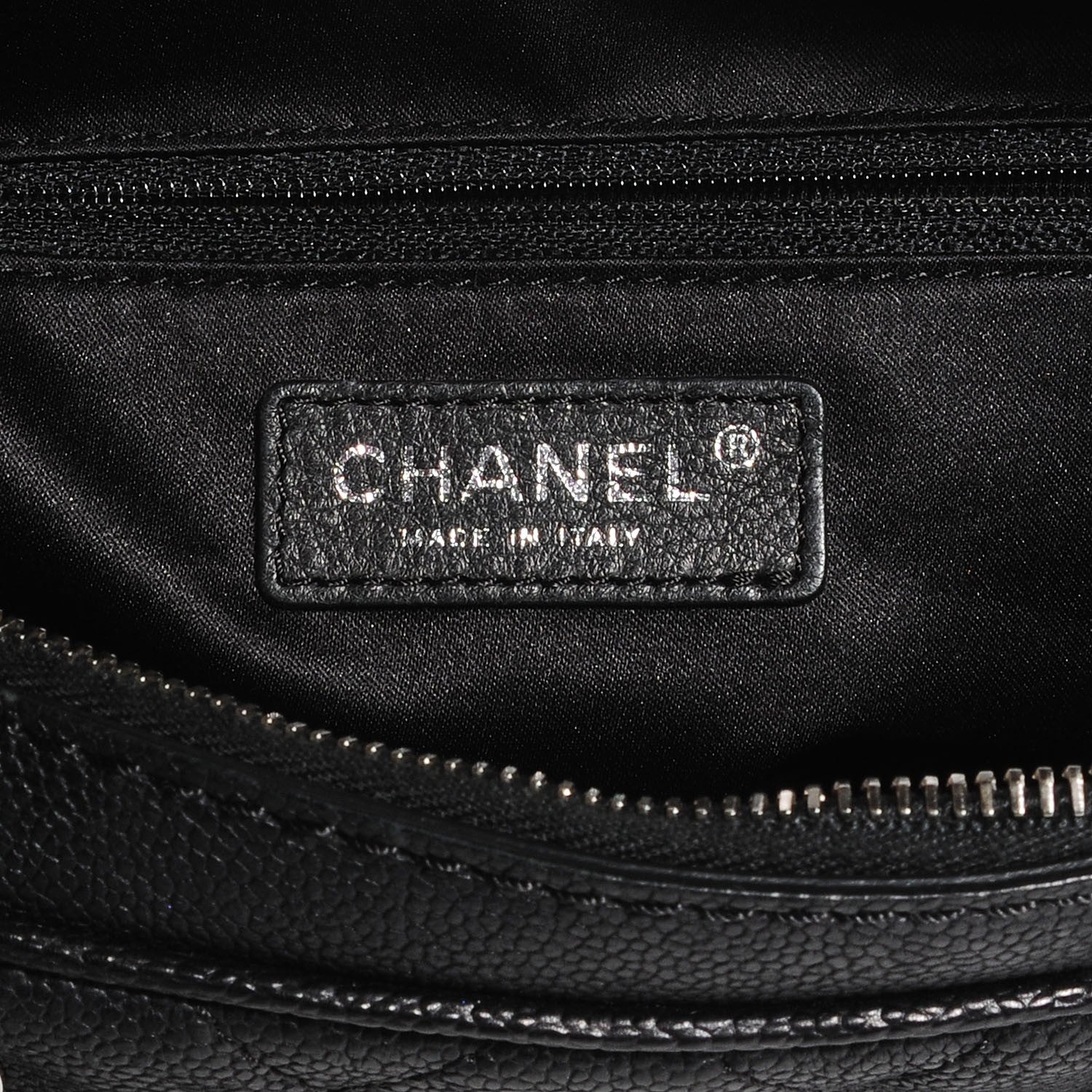 Chanel Caviar Paradoxal Large Camera Case 5 of 7