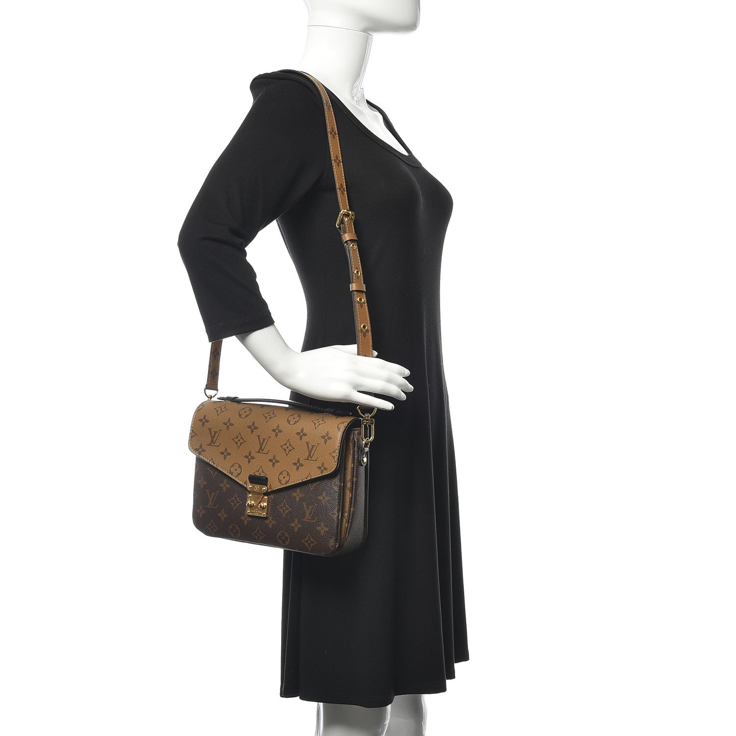 Reverse Monogram Pochette Metis