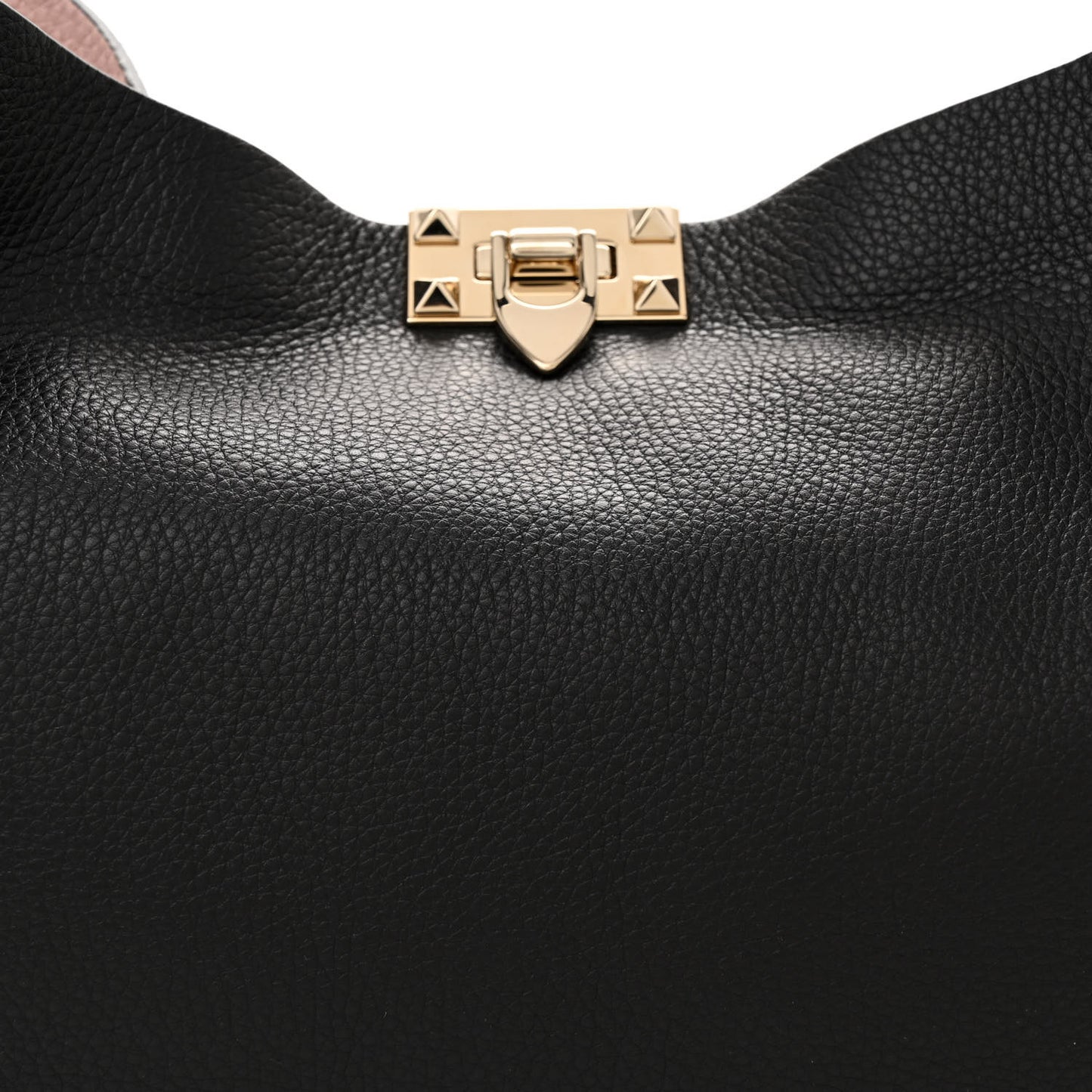 Grainy Calfskin Medium Rockstud Tote Black Rose Quartz