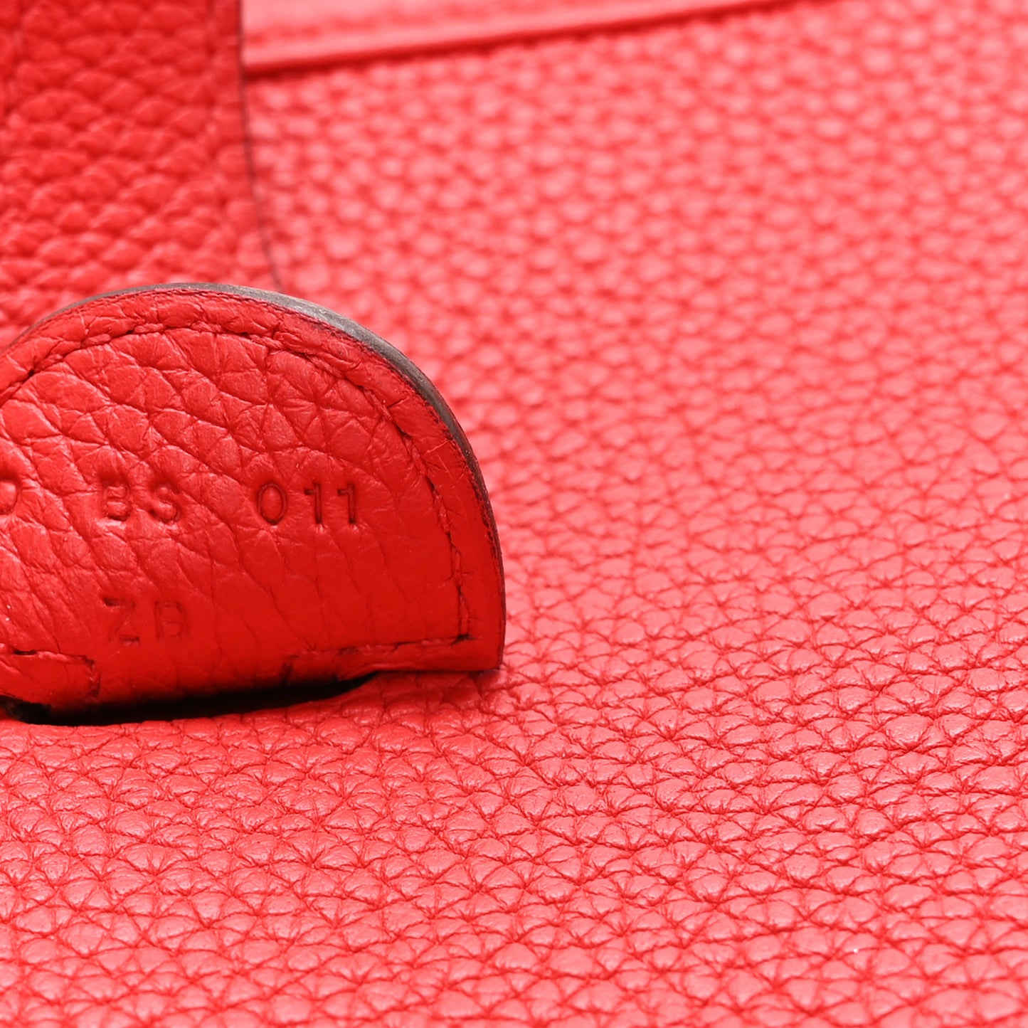 Taurillon Clemence EVELYNE III PM Rouge de Coeur