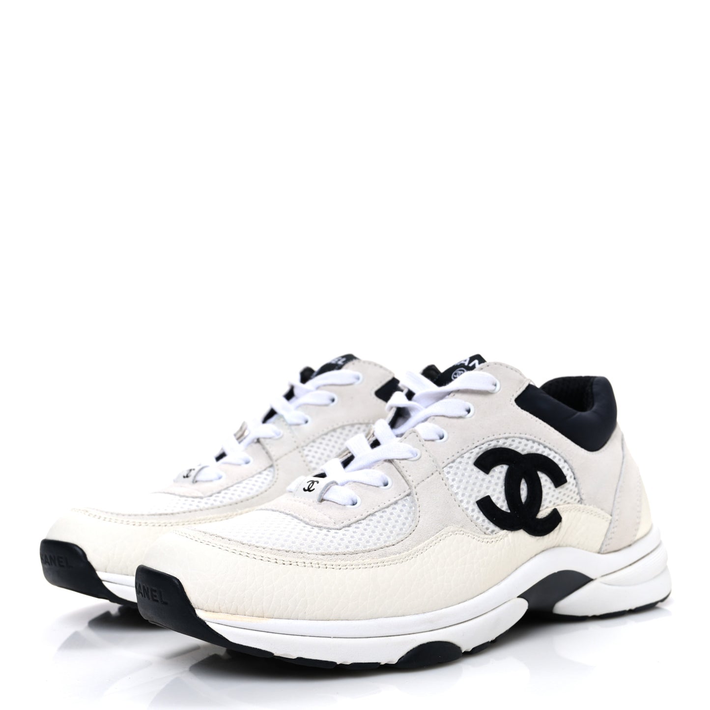 Mesh Suede Calfskin Grained Calfskin Womens CC Sneakers 40 White Black
