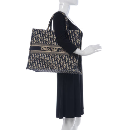 Christian Dior Oblique Book Tote Blue Multicolor 2 of 11