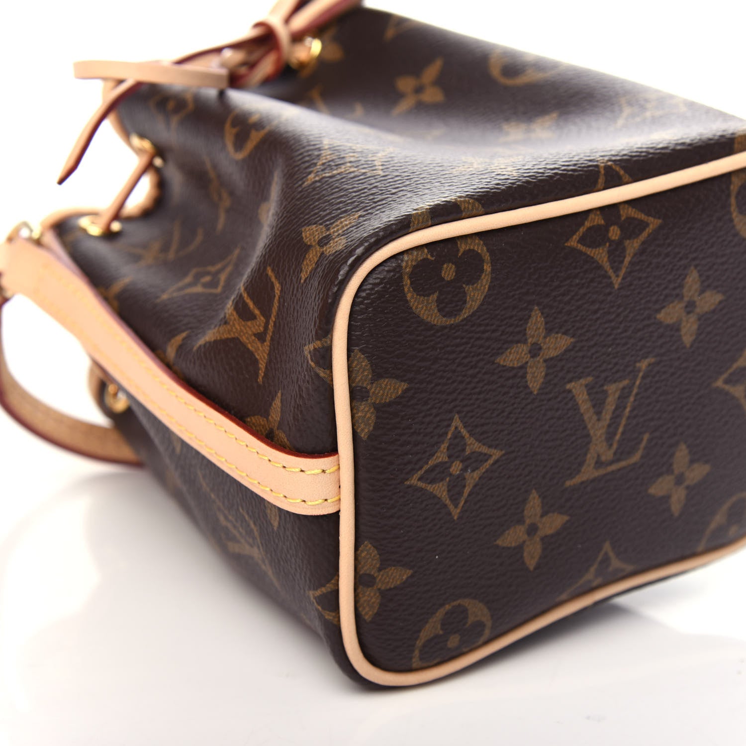 Louis Vuitton Monogram Nano Noe 8 of 10