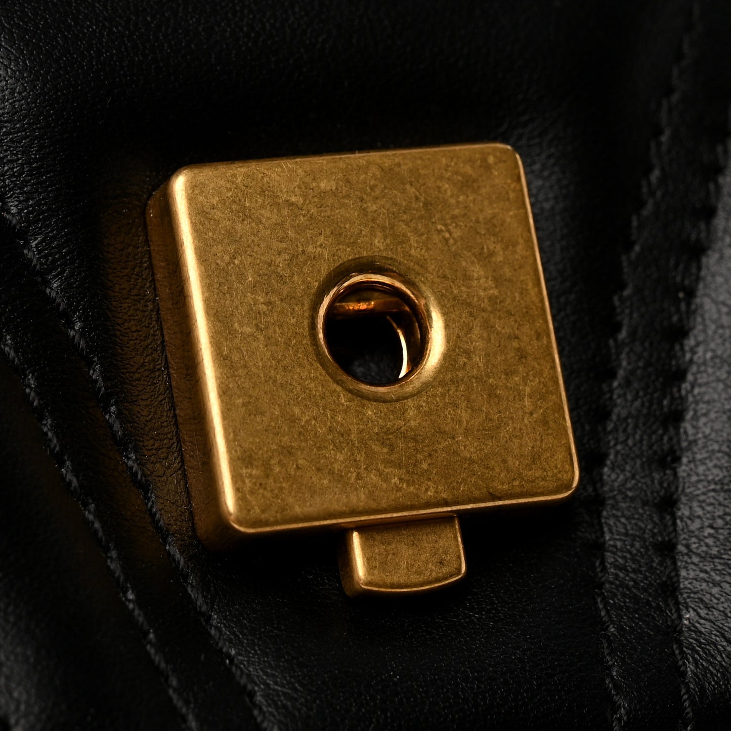 Calfskin Matelasse Medium GG Marmont Shoulder Bag Black
