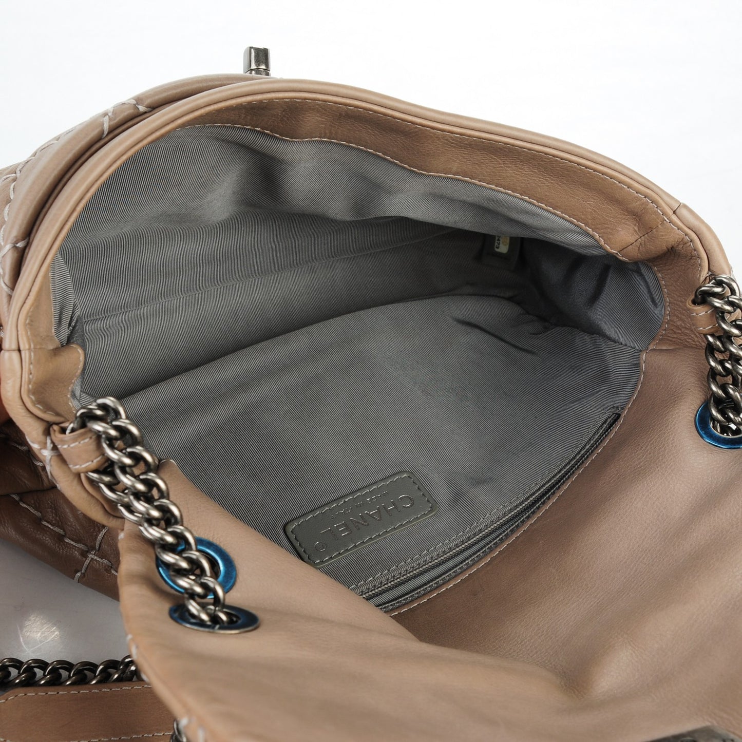 Calfskin Ultimate Stitch Flap Beige