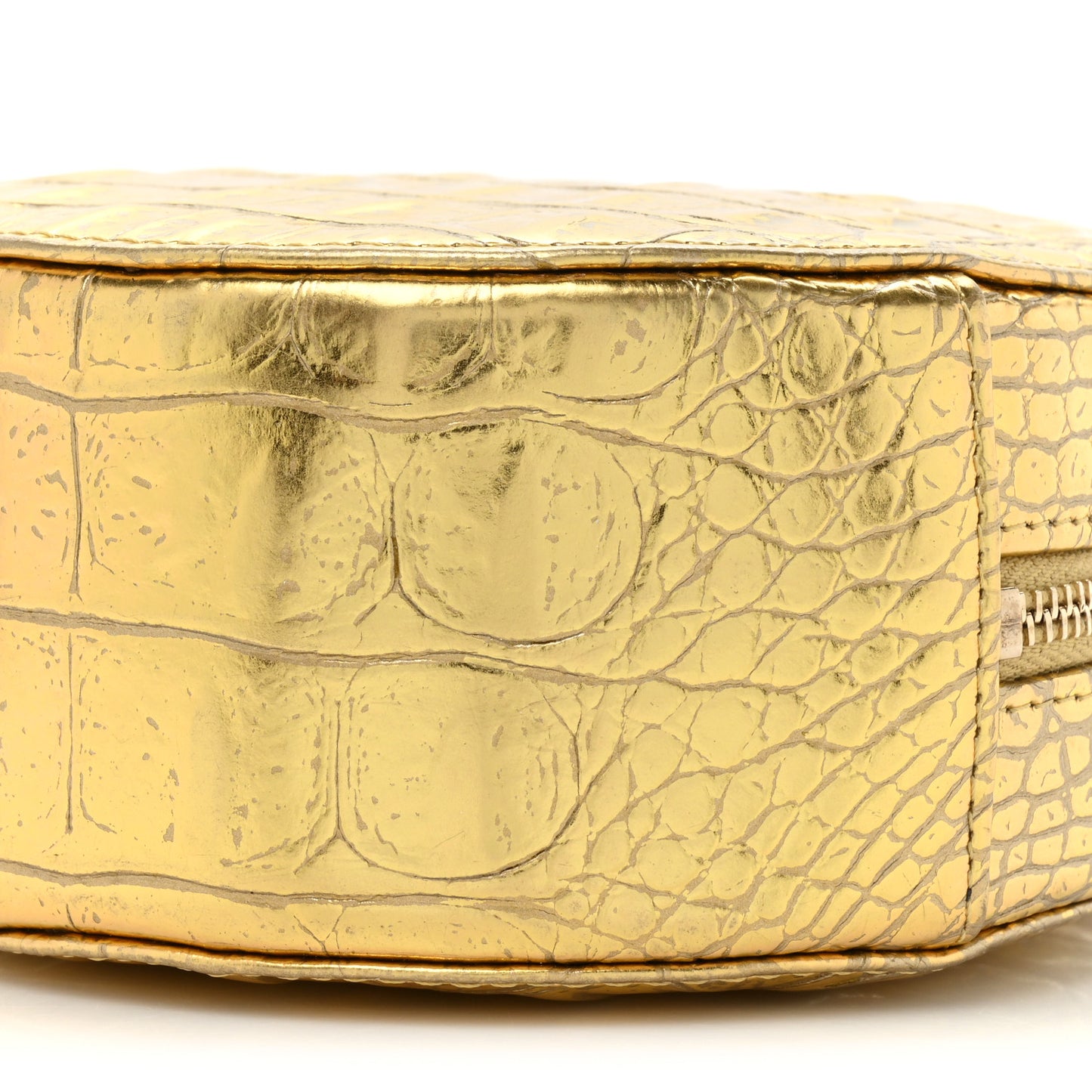 Metallic Calfskin Crocodile Embossed Cocodile Round Clutch with Chain Gold