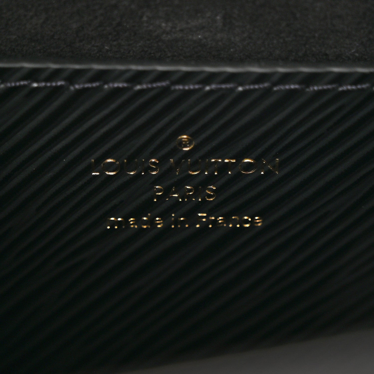 Louis Vuitton Epi Wild At Heart Twist Shoulder Bag PM Black 6 of 14