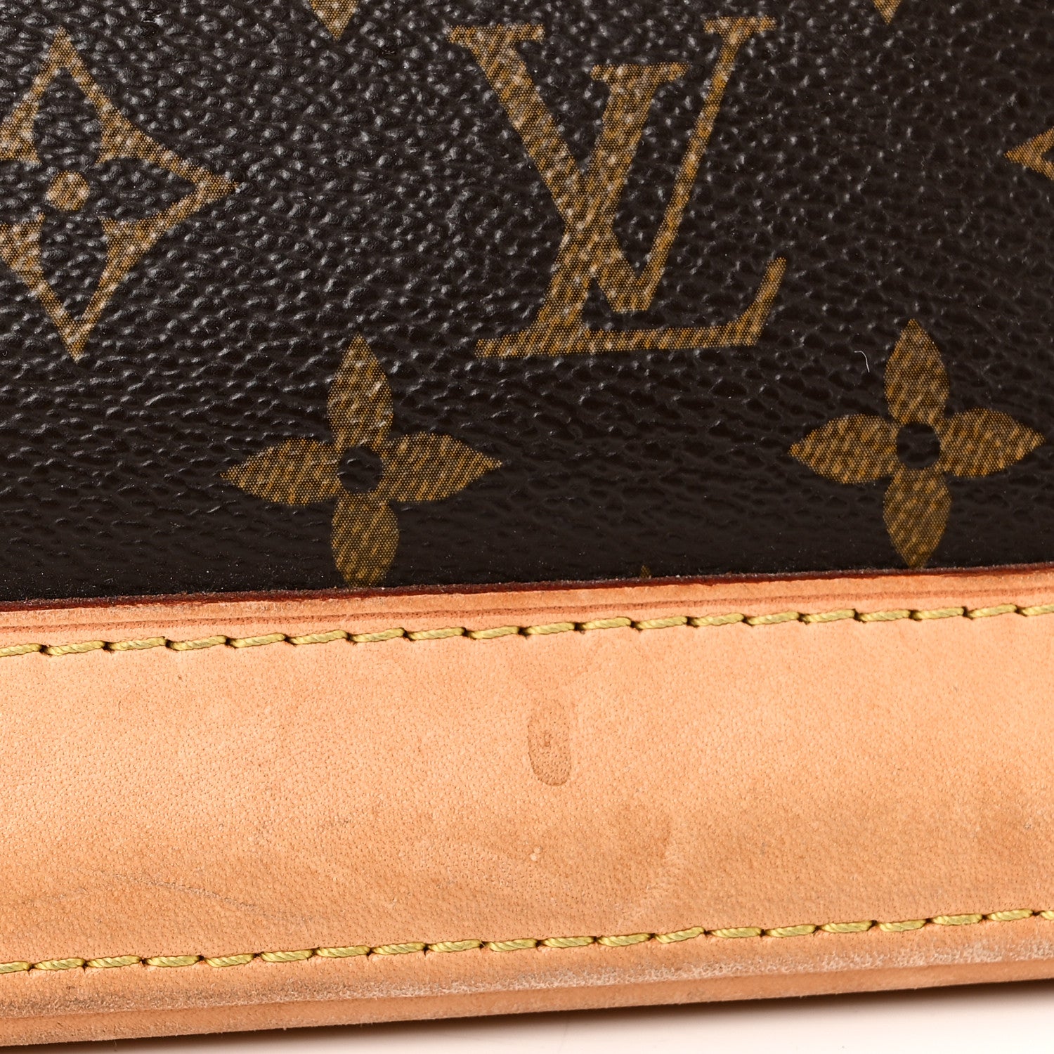 Louis Vuitton Monogram Alma PM 15 of 15