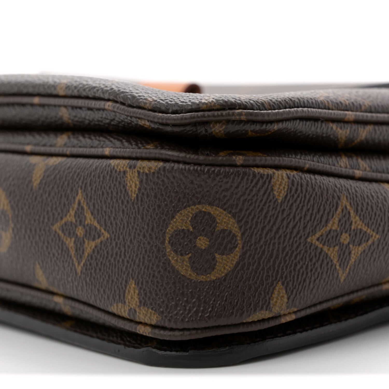 Louis Vuitton Monogram Pochette Metis 9 of 11