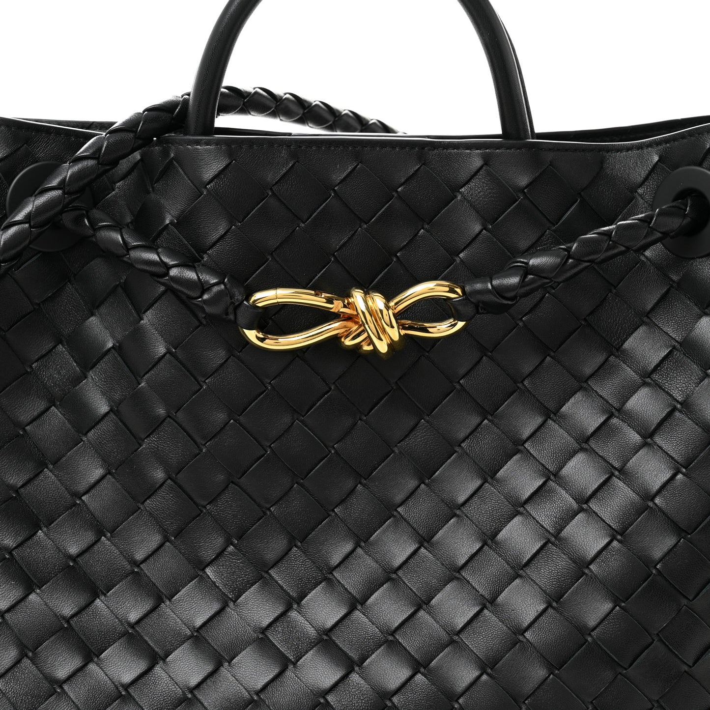 Nappa Intrecciato Medium Andiamo Shoulder Bag Black
