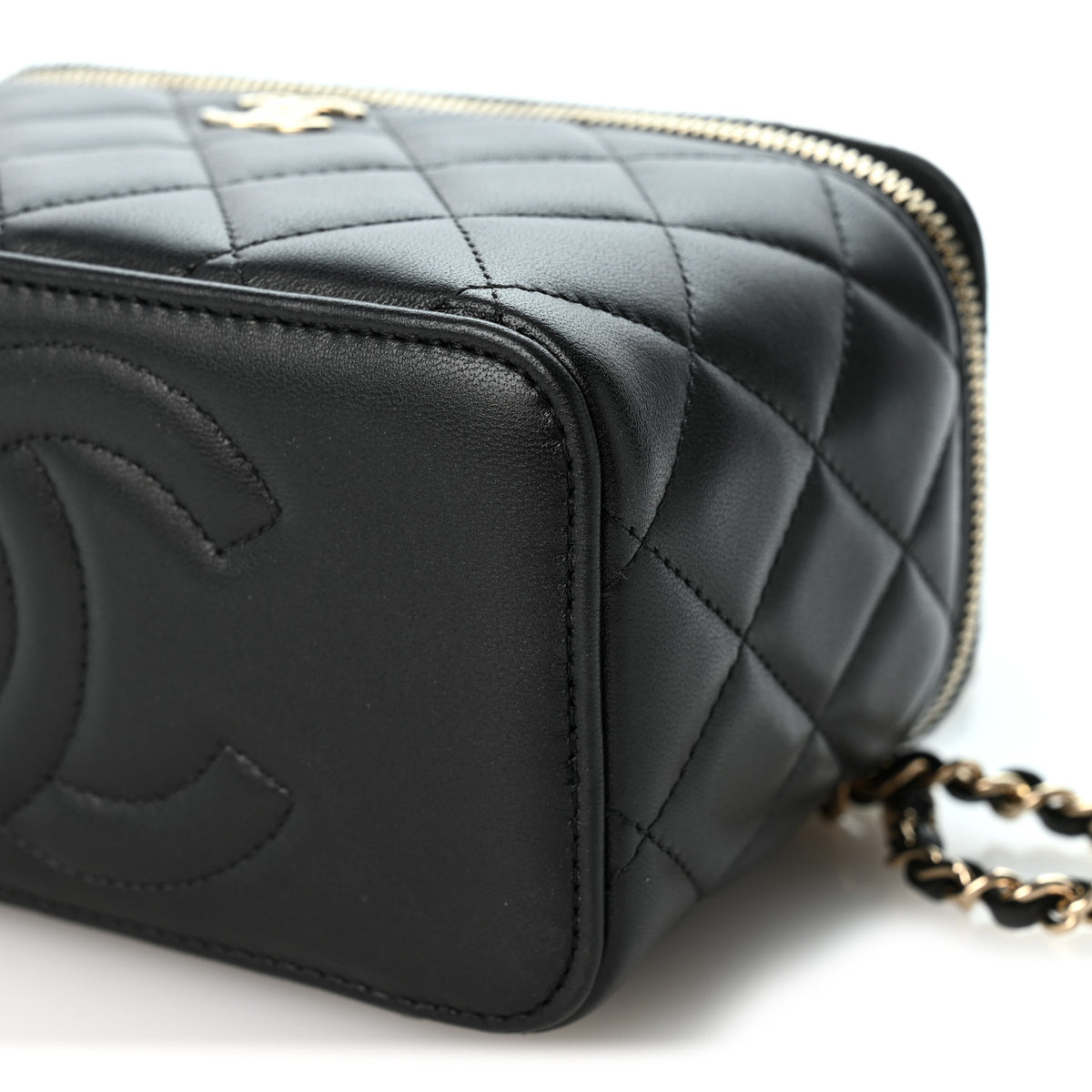 Lambskin Quilted Small Top Handle Vanity Case With Chain Black