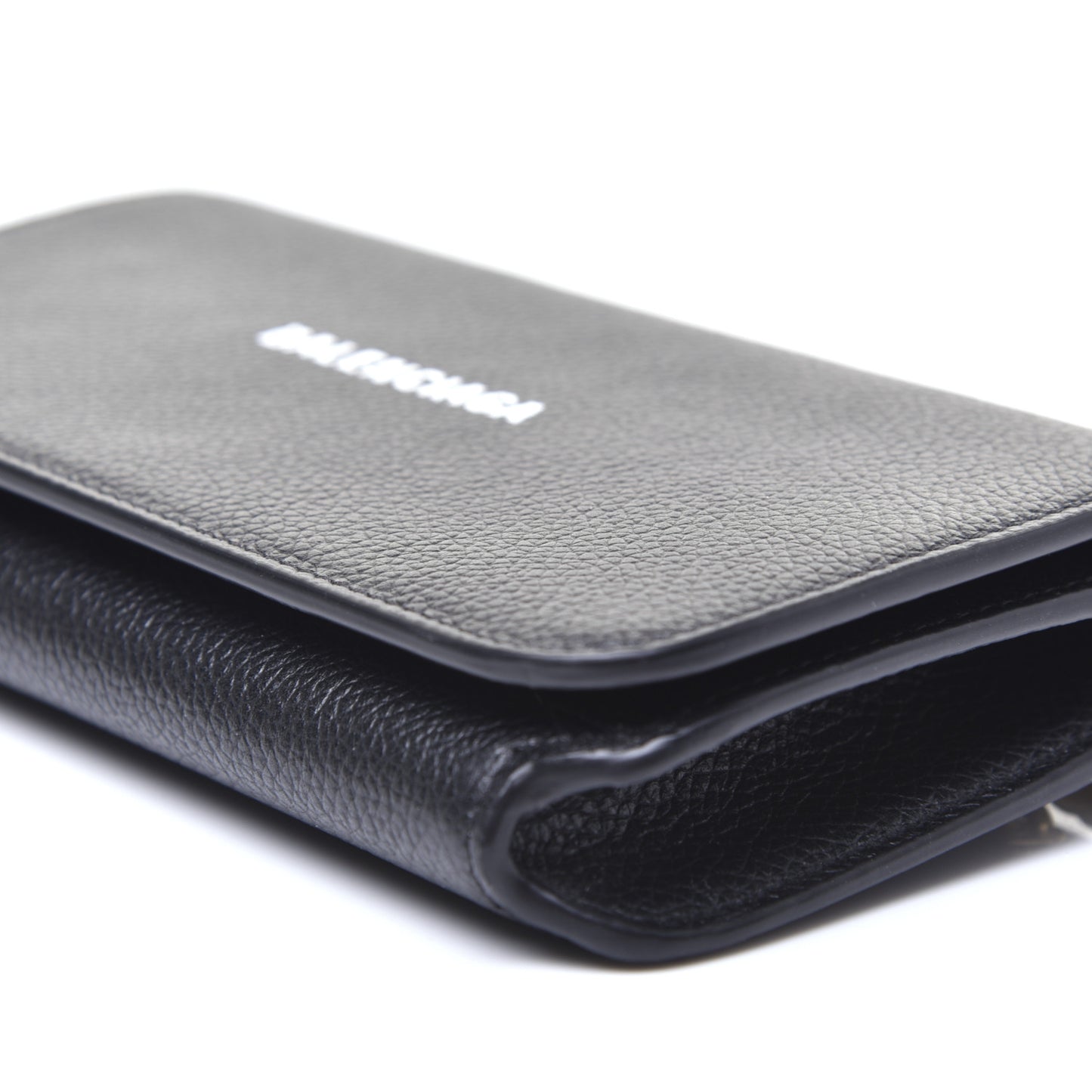 Grained Calfskin Logo Cash Phone Holder Wallet On Chain Black White