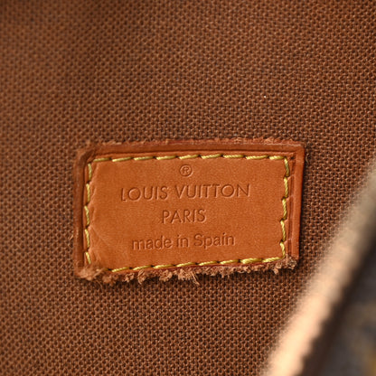 Louis Vuitton Monogram Pochette Gange 6 of 9